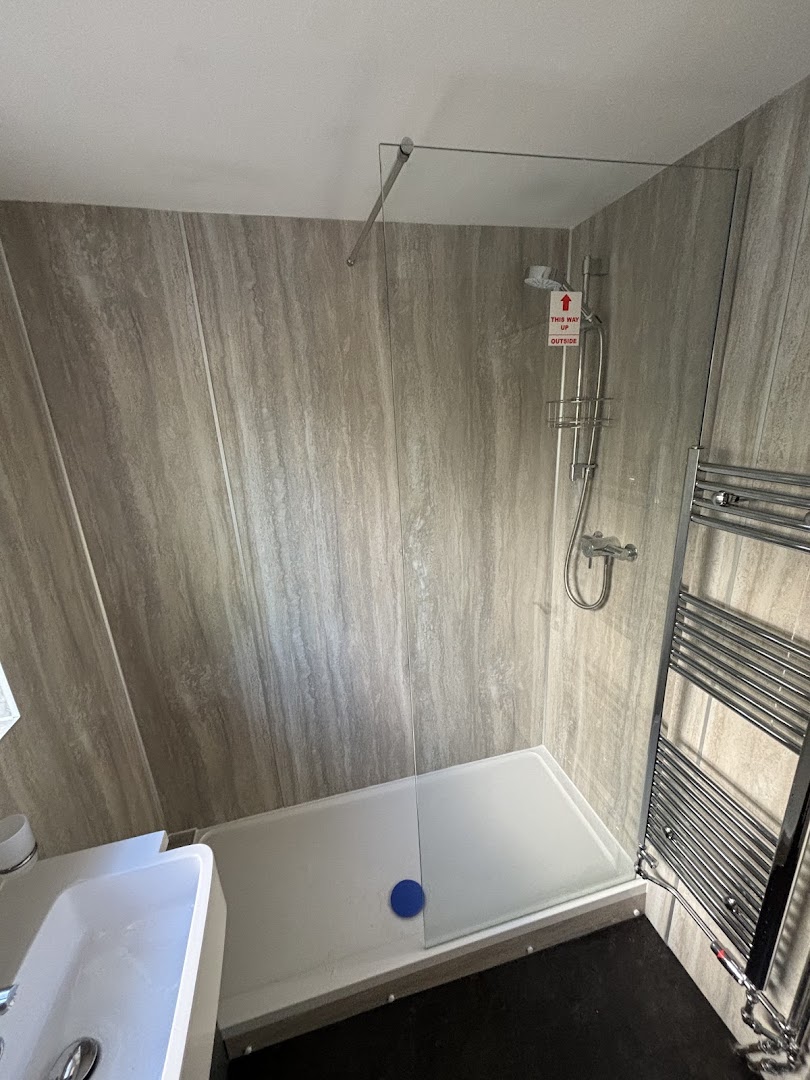 P J H & SON Plumbing and heating services — Photos 13