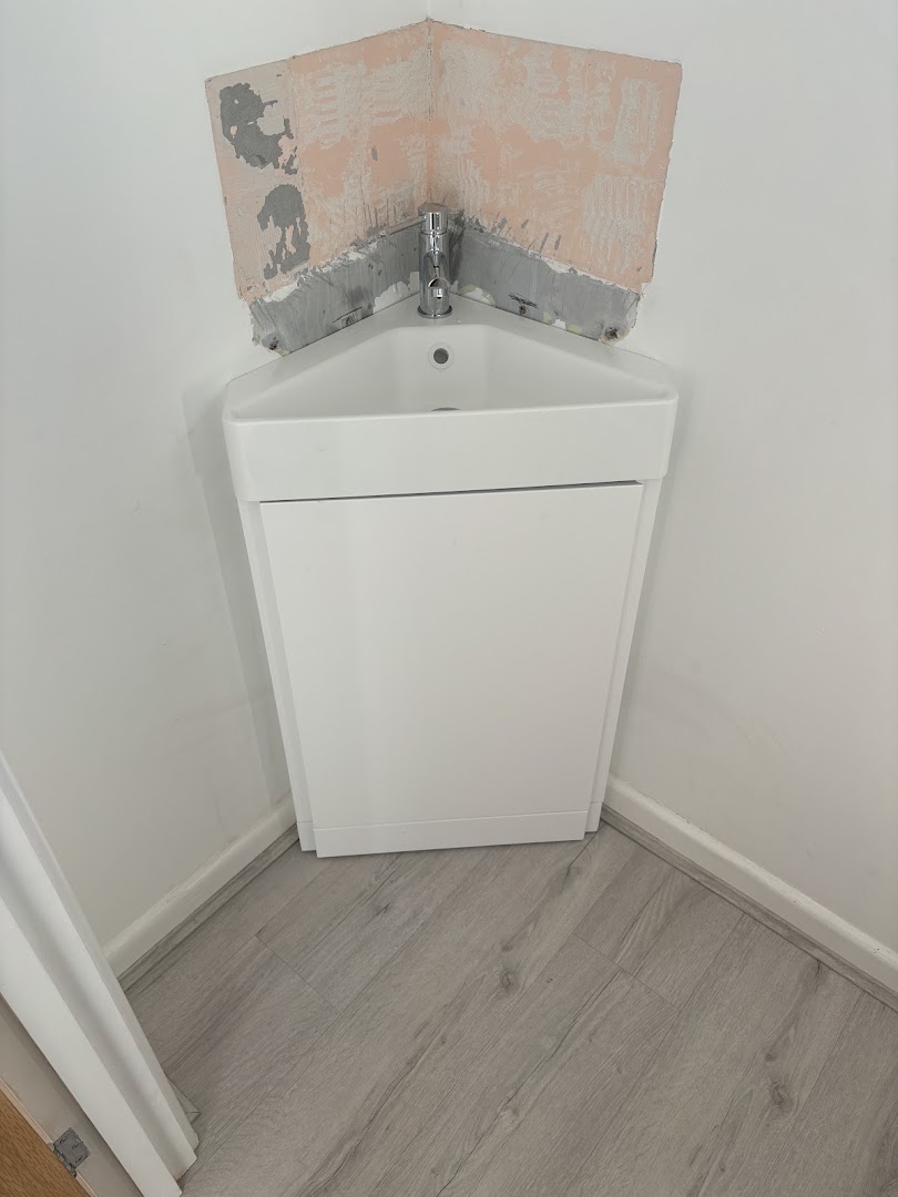 P J H & SON Plumbing and heating services — Photos 11