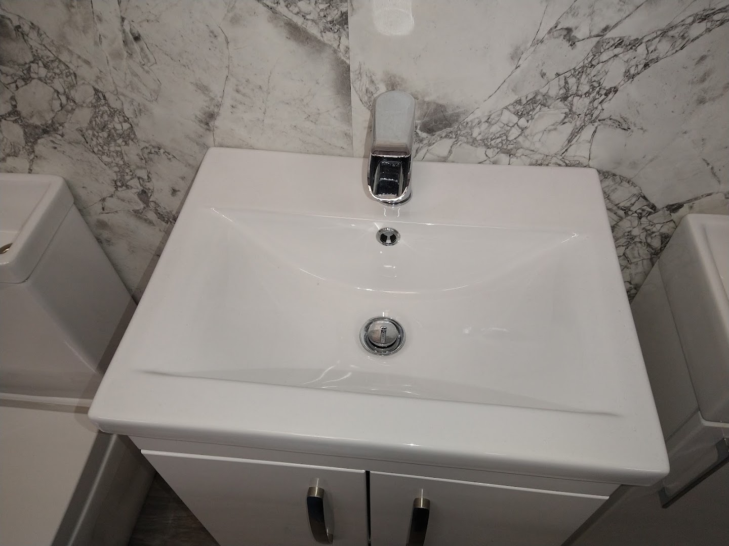 P J H & SON Plumbing and heating services — Photos 12