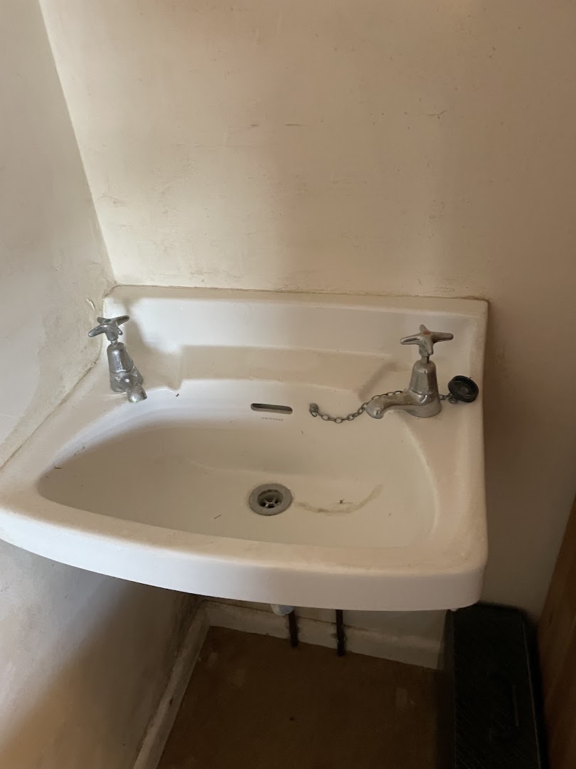 P J H & SON Plumbing and heating services — Photos 6